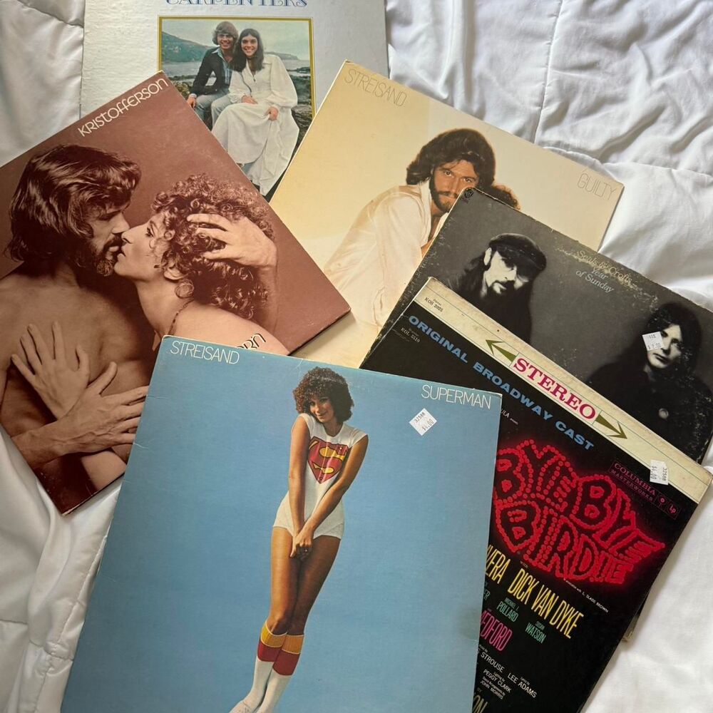 6 vinyl record lot, 3 Barbra Streisand,seals & crofts,carpenters, Bye Bye Birdie